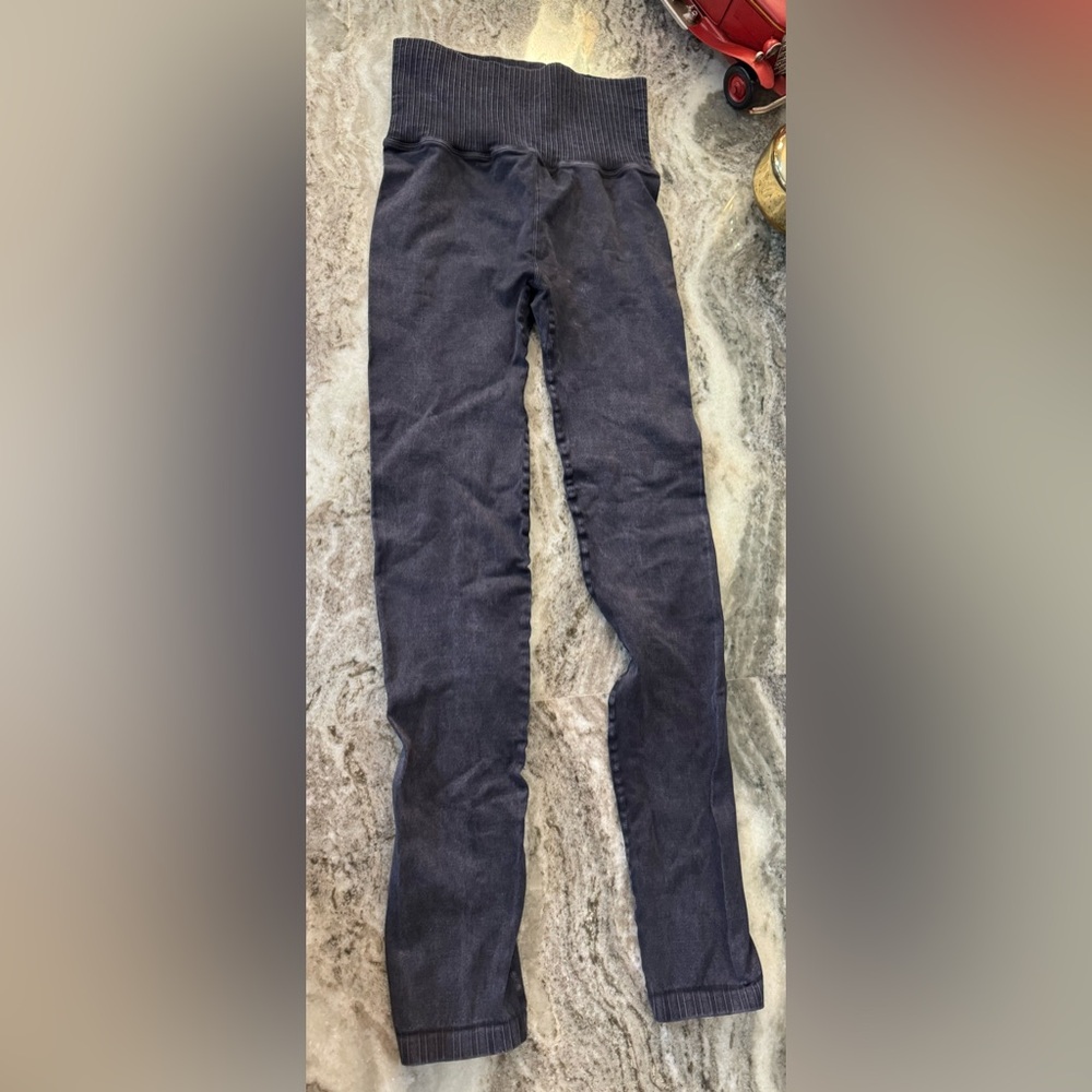 NWOT Free People Movement High-Rise Good Karma Leggings Washed Black XS/S *IR* - Picture 6 of 7